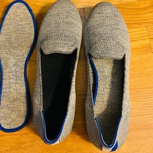 SOLD******Rothy’s Taupe Heather loafers w/heel stripe!